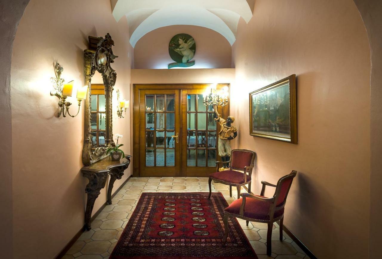 Residenze Dell'Angelo Hotell Locarno Exteriör bild