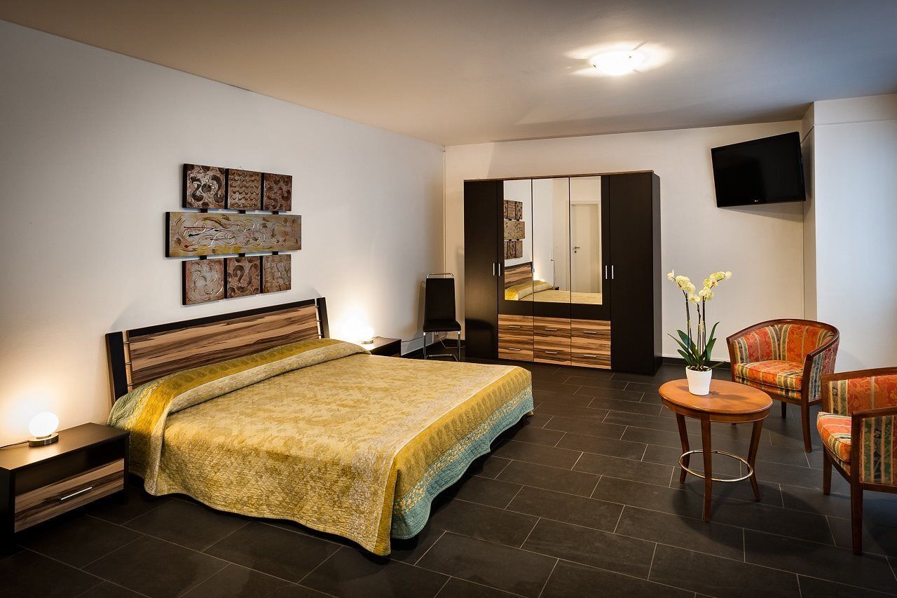 Residenze Dell'Angelo Hotell Locarno Exteriör bild